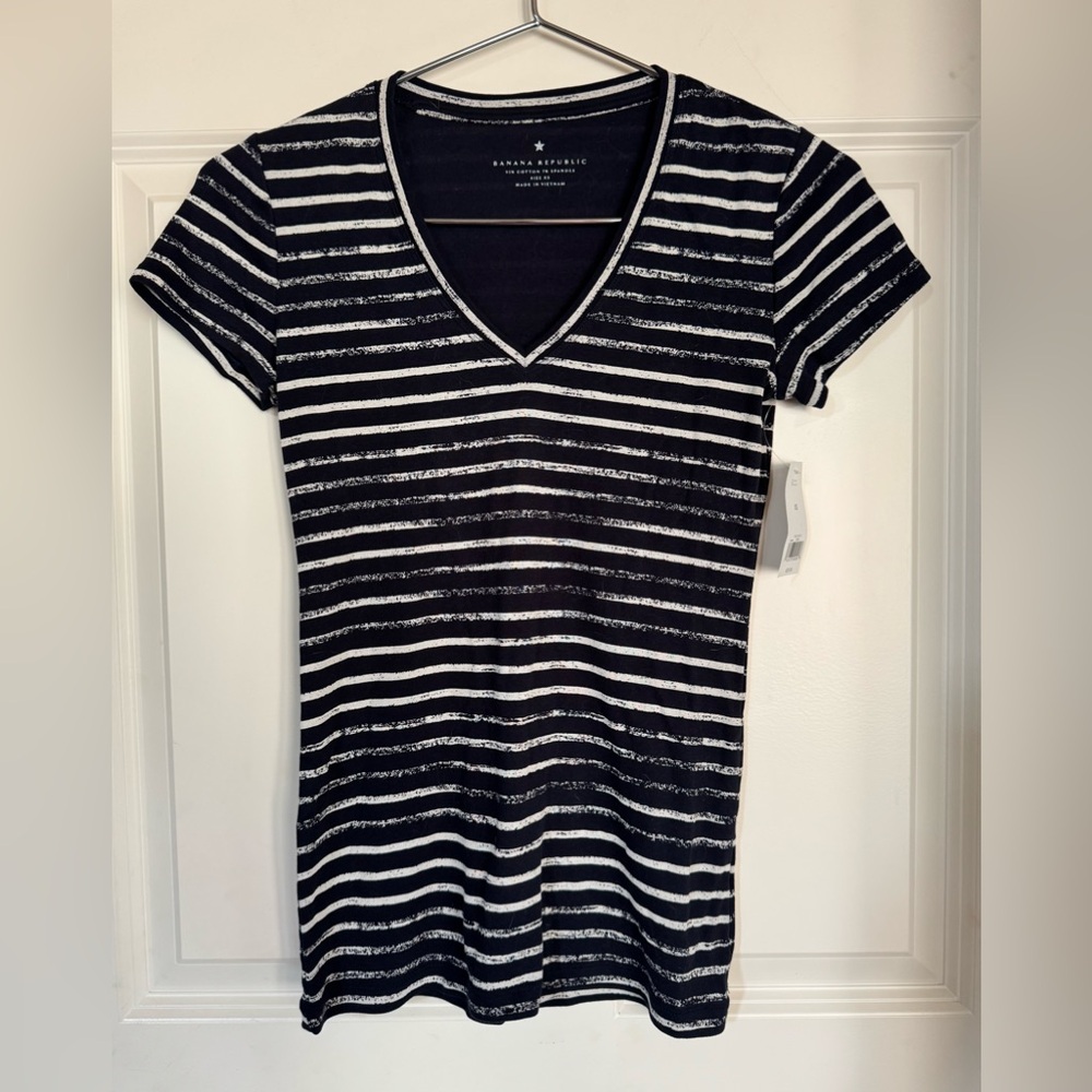 Banana Republic Striped Cotton V-Neck T-Shirt